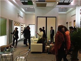 金鳳凰窗簾品種多樣，是不錯(cuò)的選擇！