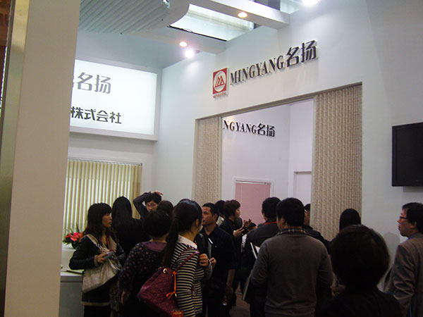 金鳳凰窗簾品種多樣，是不錯的選擇！